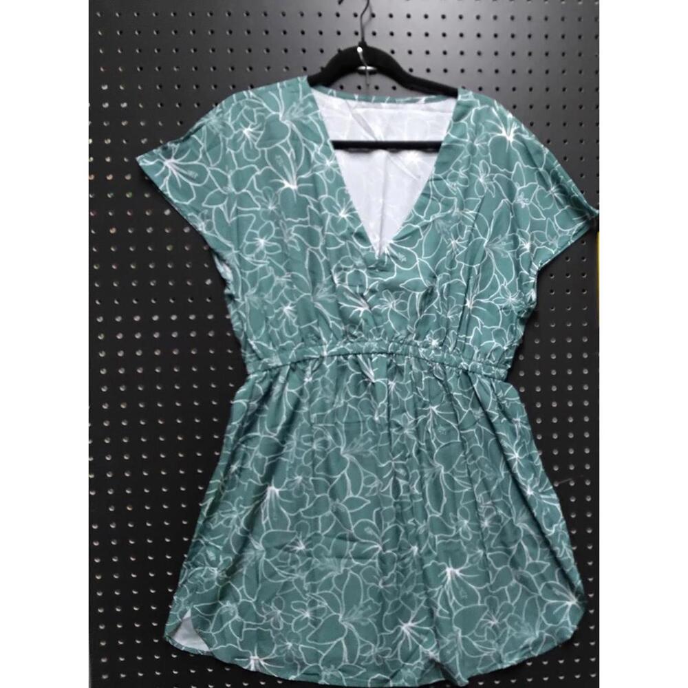 Chic Floral Romper - Grab Yours Before It's Gone! Small